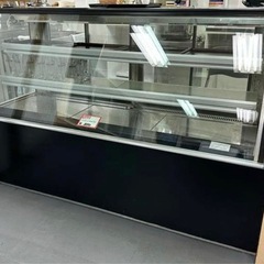 200Vの冷蔵ショーケースを販売します