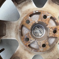 日産セレナ16インチタイヤホイールの画像