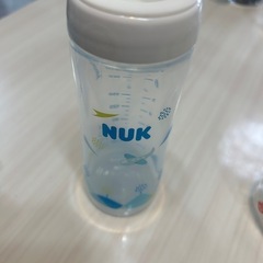 哺乳瓶
の画像
