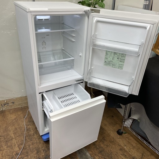 配送🉑【2019年製】AQUA ノンフロン冷凍冷蔵庫 AQR-E13H (W)