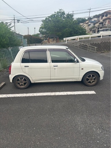 ミラジーノの外装探してます！