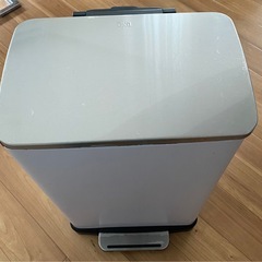 ゴミ箱ステンレスペダルペール 40L 