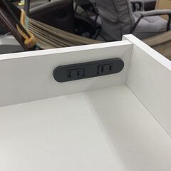 ヘッドボード コンセント付き 幅98ｃｍ スリムラック ホワイト 白 本棚 収納 棚 ベッド 札幌市手稲区の画像