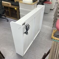 ヘッドボード コンセント付き 幅98ｃｍ スリムラック ホワイト 白 本棚 収納 棚 ベッド 札幌市手稲区の画像