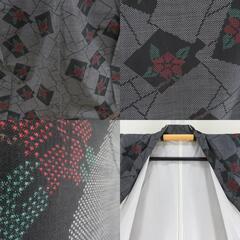 紬 着物 大島紬 黒色ｘ灰色ｘ赤色 四角に花模様 袷 バチ衿 正絹 仕立て上がり着物 身丈158cm 【キモノオフ野々市若松店】の画像