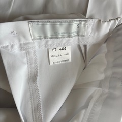 未使用　ナース　白衣パンツ　Sサイズの画像