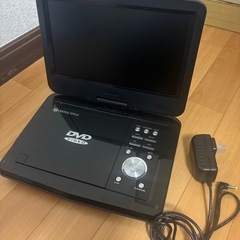 オススメ美品‼️10.1インチ　ポータブルDVDプレーヤー