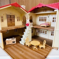 シルバニア赤い屋根の大きなお家