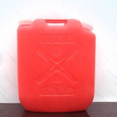 美品 ポリタンク ジェリカン 灯油タンク 石油タンク 3個あり 　の画像
