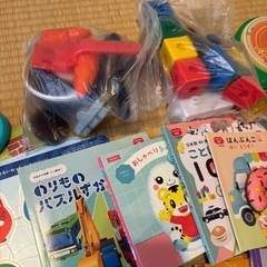 こどもちゃれんじぷち　教材&おもちゃ一式セット
の画像