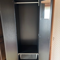ハンガータンス
の画像