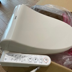 【美品】東芝　TOSHIBA 温水洗浄便座　