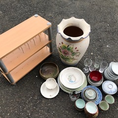 ラック　花瓶　食器　グラス　コップ