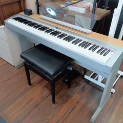 YAMAHA　電子ピアノ　88鍵盤　P-140　ヤマハ　椅子付　...