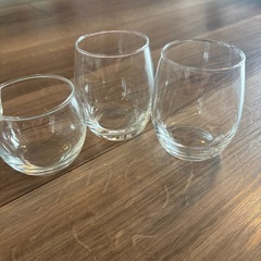 あげます　ガラスコップの画像