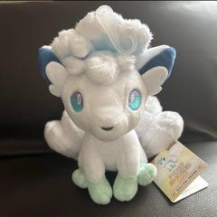 ポケモン　ぬいぐるみ　ロコン(アローラの姿)