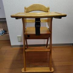 取引中　ダイニング　ハイチェアの画像