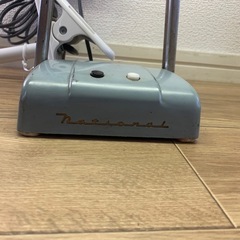 ヴィンテージライトと普通ものセットの画像