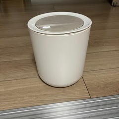 ゴミ箱