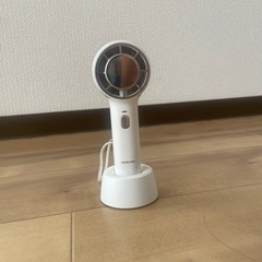 BERLION製のハンディファン