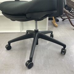 パワーナップチェア シエスタ 収納型オットマン付き デスクチェア オフィスチェア ワークチェア 椅子 札幌市手稲区の画像