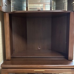 レトロなテレビ台の画像