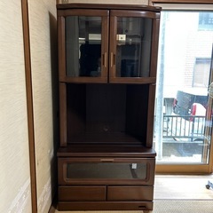 レトロなテレビ台