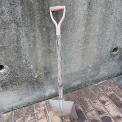 スコップ　雪降ろし　長さは107センチの画像