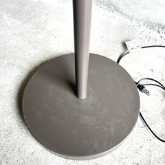 ニトリ　フロアランプ ダークブラウンの画像