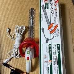 枝切り電動ノコギリ