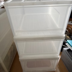 衣装ケース×3個