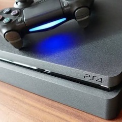 良質な神ソフト多数付属！プレステ4（PS4）