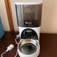 ペット用自動給餌器