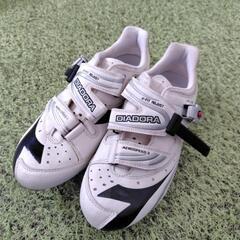 ロードバイク用ピンディングシューズ