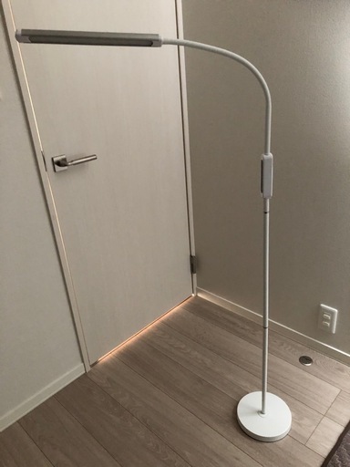 フロアスタンド　　　　