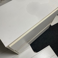 白いチェスト　