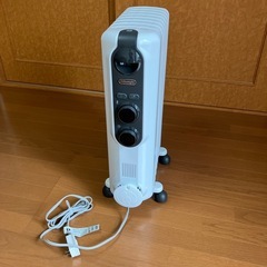 デロンギ　オイルヒーター