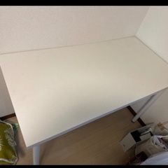 白　IKEA テーブル