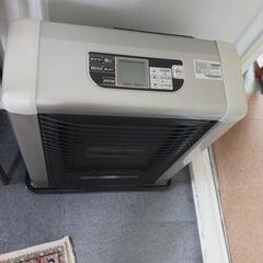 石油ff式暖房機の画像