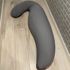 抱き枕　クッション