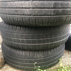 175/65/R15 タイヤの画像