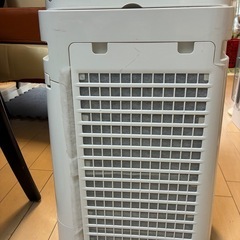 SHARP 空気清浄機 ホワイト　KC-D50の画像