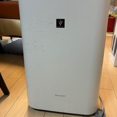 SHARP 空気清浄機 ホワイト　KC-D50