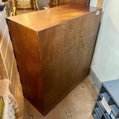 【武蔵小山店】 岩谷堂箪笥 和箪笥 箪笥 和家具 民芸家具 アンティーク家具 レトロ家具 日本家具 和風家具 着物収納 高級家具 チェスト タンス 工芸品 ヴィンテージ家具 時代家具 和タンス 鍵付き 5段 6杯 【40万】の画像