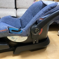 チャイルドシート　新生児から13kgまで