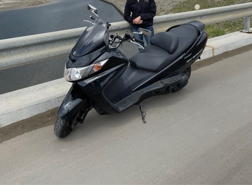 スカイウェイブ250、ビックスクーター、バイク