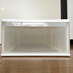 【5月30日まで】衣装ケース プラスチック収納ケース 4つ　の画像