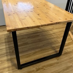 ダイニングテーブル4人用　アイアン家具