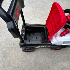 子供乗用パトカーの画像