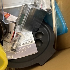 【募集終了】キッチン用品 1箱分の画像